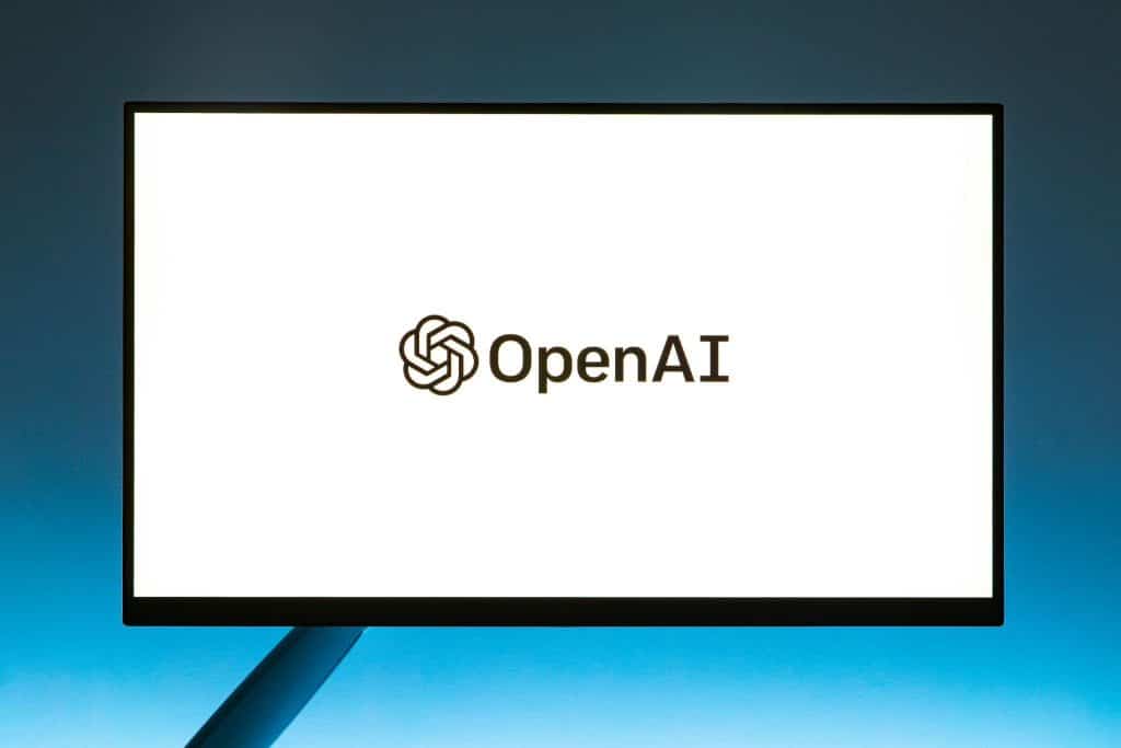 Dynamic Content Delivery: AI Tools for Targeted Messaging